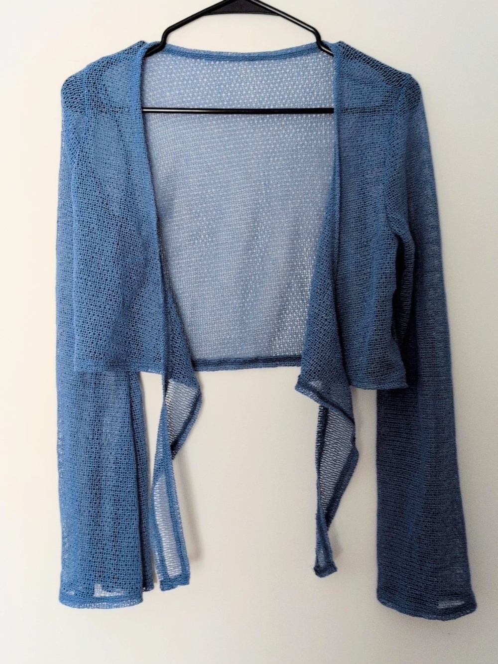 Lightweight Blue Open-Front Women's Crop Top